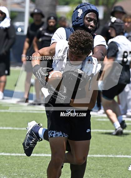 Thumbnail 3 in St. John Bosco vs. Servite (Brave 8 Invitational) photogallery.