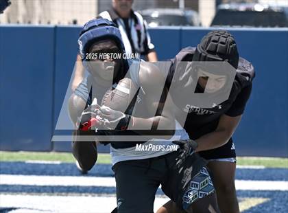 Thumbnail 1 in St. John Bosco vs. Servite (Brave 8 Invitational) photogallery.