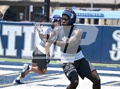 Thumbnail 1 in St. John Bosco vs. Servite (Brave 8 Invitational) photogallery.