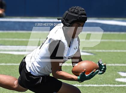 Thumbnail 2 in St. John Bosco vs. Servite (Brave 8 Invitational) photogallery.