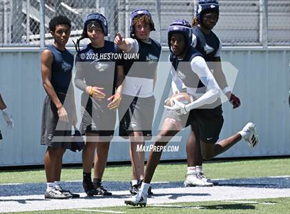 Thumbnail 3 in St. John Bosco vs. Servite (Brave 8 Invitational) photogallery.