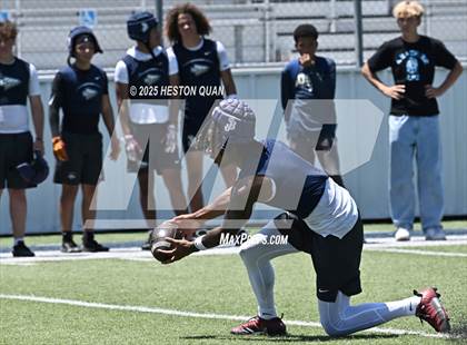 Thumbnail 2 in St. John Bosco vs. Servite (Brave 8 Invitational) photogallery.