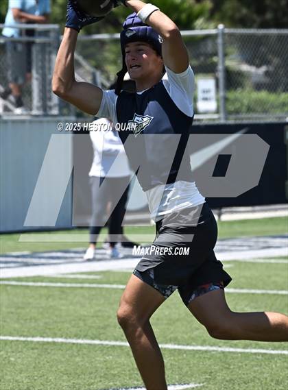 Thumbnail 2 in St. John Bosco vs. Servite (Brave 8 Invitational) photogallery.