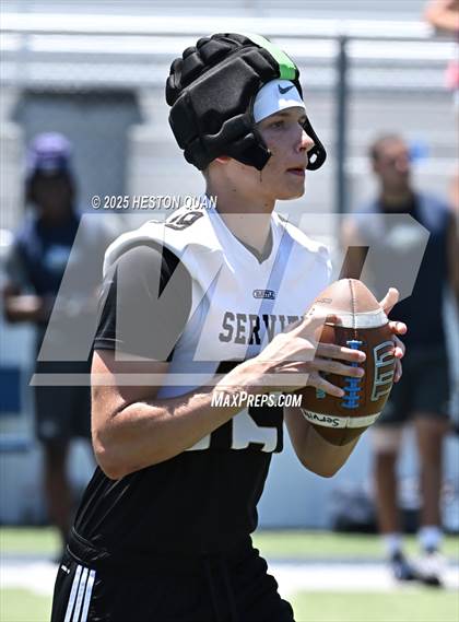 Thumbnail 3 in St. John Bosco vs. Servite (Brave 8 Invitational) photogallery.