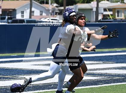 Thumbnail 3 in St. John Bosco vs. Servite (Brave 8 Invitational) photogallery.