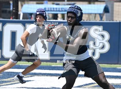 Thumbnail 2 in St. John Bosco vs. Servite (Brave 8 Invitational) photogallery.