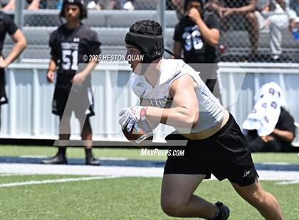 Thumbnail 1 in St. John Bosco vs. Servite (Brave 8 Invitational) photogallery.