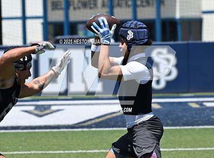 Thumbnail 3 in St. John Bosco vs. Servite (Brave 8 Invitational) photogallery.