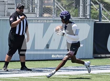 Thumbnail 3 in St. John Bosco vs. Servite (Brave 8 Invitational) photogallery.