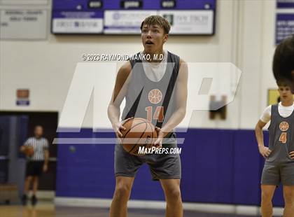 Thumbnail 2 in Hamilton Heights vs Cambridge City Lincoln (Jon Detweiler Shoot Out) photogallery.