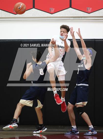 Thumbnail 1 in Notre Dame (SO) @ Harvard-Westlake photogallery.