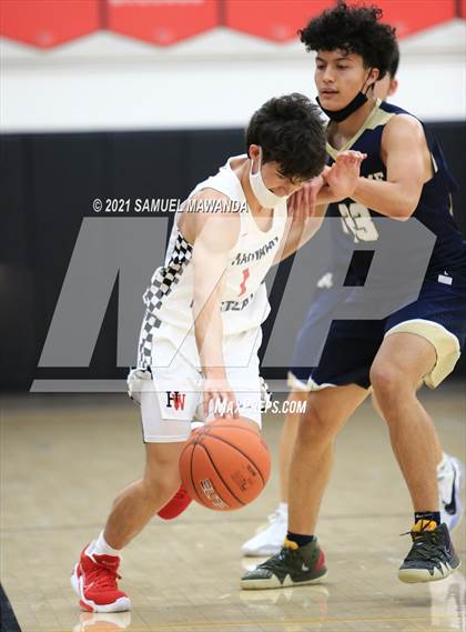 Thumbnail 1 in Notre Dame (SO) @ Harvard-Westlake photogallery.
