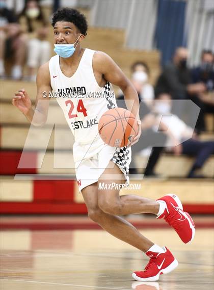 Thumbnail 2 in Notre Dame (SO) @ Harvard-Westlake photogallery.