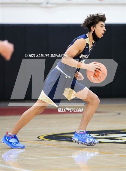 Thumbnail 1 in Notre Dame (SO) @ Harvard-Westlake photogallery.