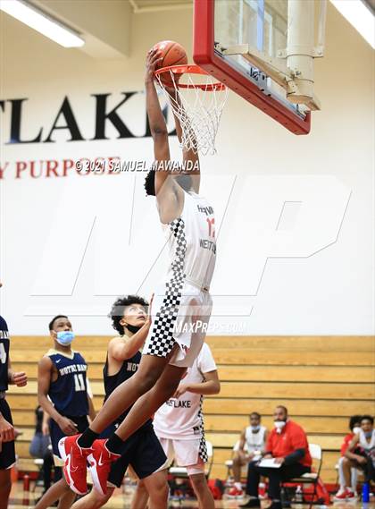 Thumbnail 2 in Notre Dame (SO) @ Harvard-Westlake photogallery.
