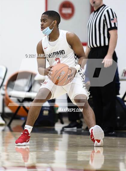Thumbnail 3 in Notre Dame (SO) @ Harvard-Westlake photogallery.