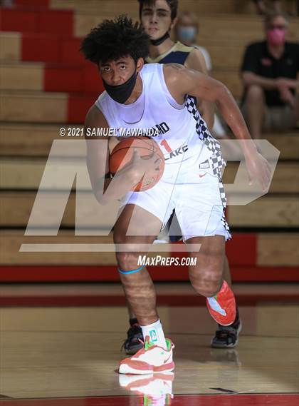 Thumbnail 3 in Notre Dame (SO) @ Harvard-Westlake photogallery.