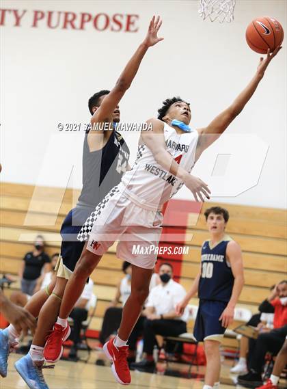 Thumbnail 1 in Notre Dame (SO) @ Harvard-Westlake photogallery.