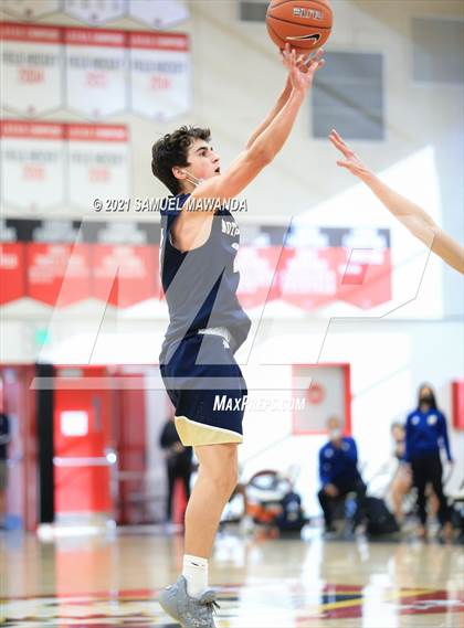Thumbnail 2 in Notre Dame (SO) @ Harvard-Westlake photogallery.