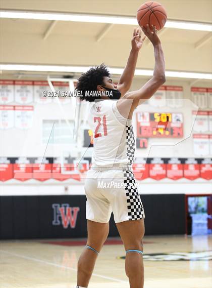 Thumbnail 1 in Notre Dame (SO) @ Harvard-Westlake photogallery.