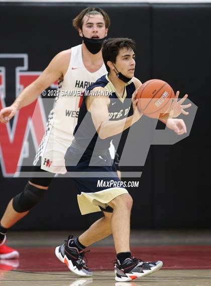 Thumbnail 3 in Notre Dame (SO) @ Harvard-Westlake photogallery.