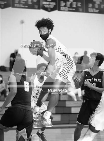 Thumbnail 3 in Notre Dame (SO) @ Harvard-Westlake photogallery.