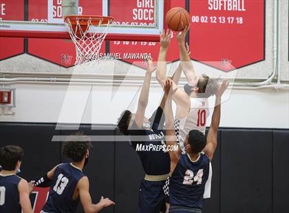 Thumbnail 2 in Notre Dame (SO) @ Harvard-Westlake photogallery.