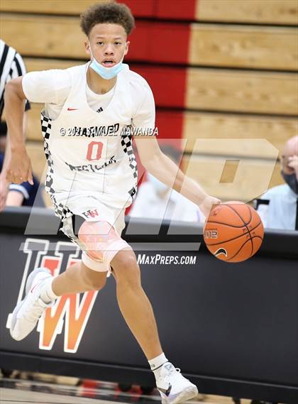 Thumbnail 3 in Notre Dame (SO) @ Harvard-Westlake photogallery.