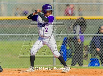 Thumbnail 3 in O'Connor vs Warren JV photogallery.