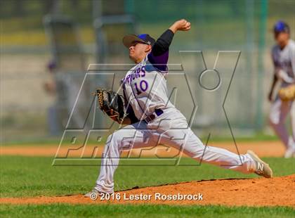 Thumbnail 3 in O'Connor vs Warren JV photogallery.