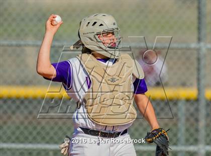 Thumbnail 2 in O'Connor vs Warren JV photogallery.