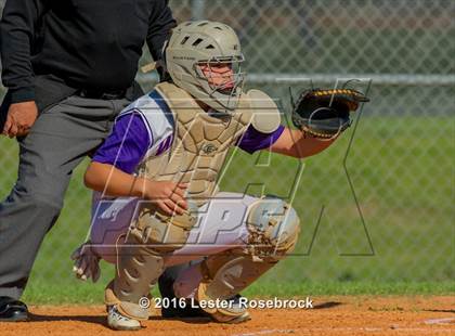 Thumbnail 2 in O'Connor vs Warren JV photogallery.