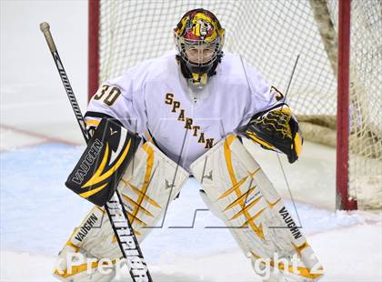 Thumbnail 2 in Daniel Hand vs. Amity Regional (CIAC DII Final) photogallery.