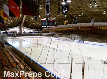 Thumbnail 1 in Daniel Hand vs. Amity Regional (CIAC DII Final) photogallery.