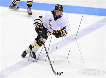 Thumbnail 1 in Daniel Hand vs. Amity Regional (CIAC DII Final) photogallery.