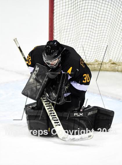 Thumbnail 1 in Daniel Hand vs. Amity Regional (CIAC DII Final) photogallery.