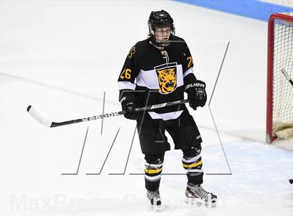 Thumbnail 1 in Daniel Hand vs. Amity Regional (CIAC DII Final) photogallery.