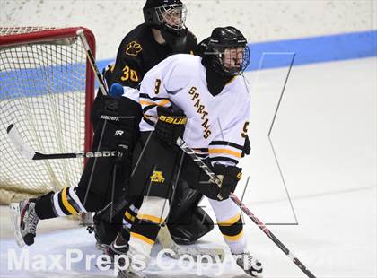 Thumbnail 3 in Daniel Hand vs. Amity Regional (CIAC DII Final) photogallery.