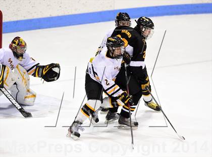 Thumbnail 1 in Daniel Hand vs. Amity Regional (CIAC DII Final) photogallery.
