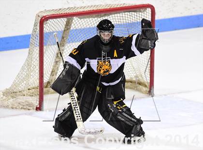 Thumbnail 1 in Daniel Hand vs. Amity Regional (CIAC DII Final) photogallery.
