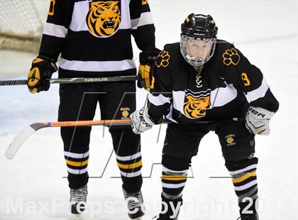 Thumbnail 3 in Daniel Hand vs. Amity Regional (CIAC DII Final) photogallery.