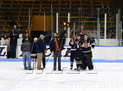 Thumbnail 3 in Daniel Hand vs. Amity Regional (CIAC DII Final) photogallery.