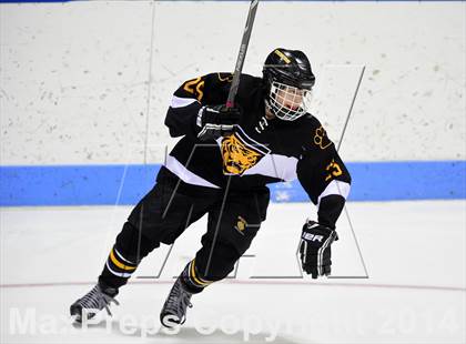 Thumbnail 2 in Daniel Hand vs. Amity Regional (CIAC DII Final) photogallery.