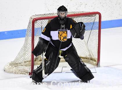 Thumbnail 1 in Daniel Hand vs. Amity Regional (CIAC DII Final) photogallery.