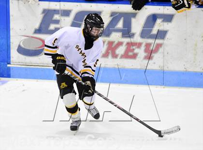 Thumbnail 2 in Daniel Hand vs. Amity Regional (CIAC DII Final) photogallery.