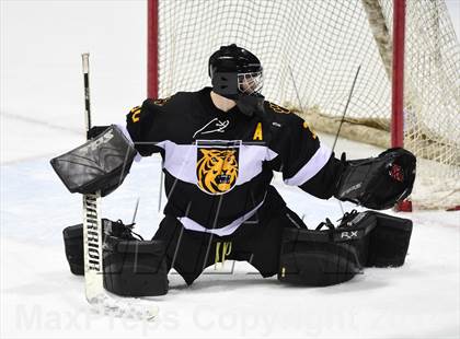 Thumbnail 2 in Daniel Hand vs. Amity Regional (CIAC DII Final) photogallery.