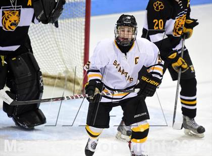 Thumbnail 2 in Daniel Hand vs. Amity Regional (CIAC DII Final) photogallery.