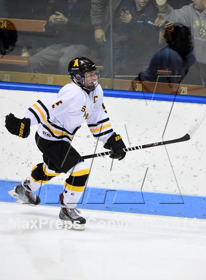 Thumbnail 1 in Daniel Hand vs. Amity Regional (CIAC DII Final) photogallery.