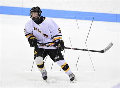 Thumbnail 3 in Daniel Hand vs. Amity Regional (CIAC DII Final) photogallery.