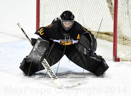 Thumbnail 1 in Daniel Hand vs. Amity Regional (CIAC DII Final) photogallery.